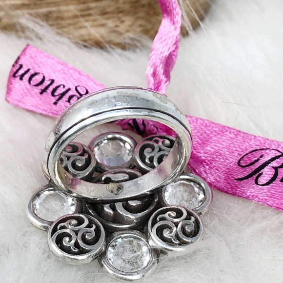 Brighton Statement Flower Crystal Ring Size 5.75 - Picture 5 of 7